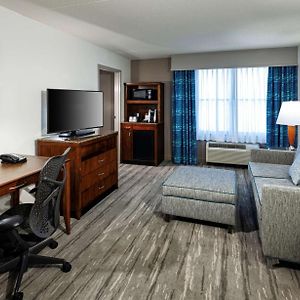 One-Bedroom King Suite